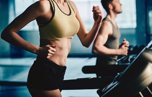 Sigarayı bırakmanın olumsuz etkilerini azaltmak için spor